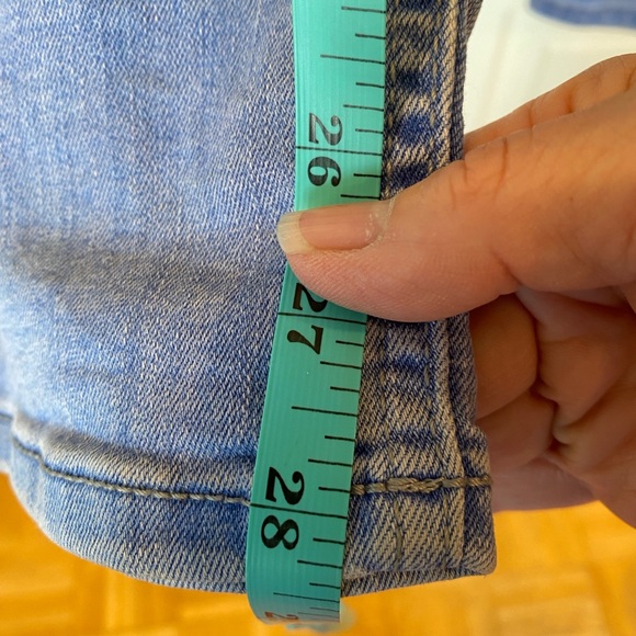 Rockstar Super Skinny Jeans Old Navy Silver Rivets & Button Lt Blue 2% Spandex - Picture 15 of 16